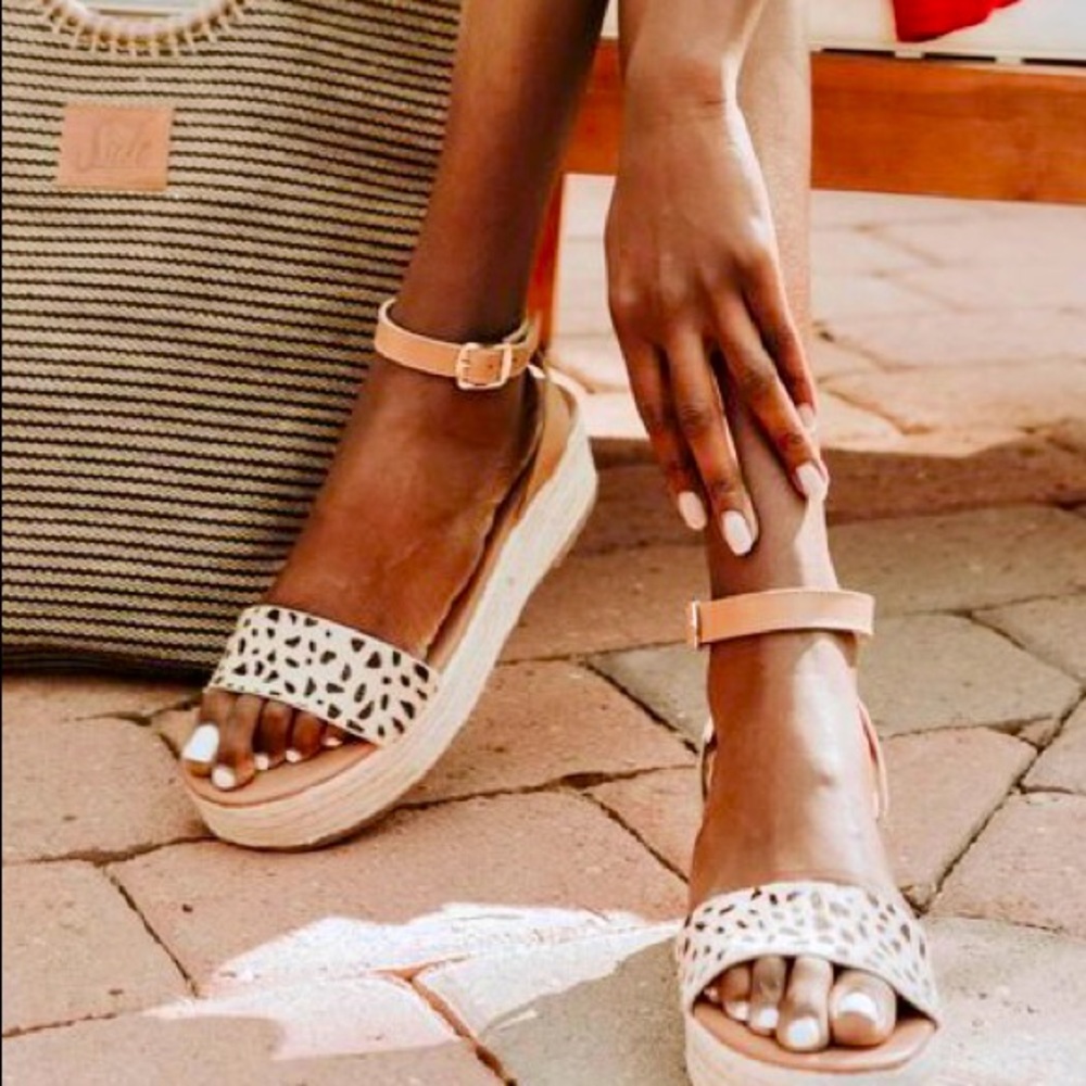 Sseko Platform Wedge Sandal Size 9